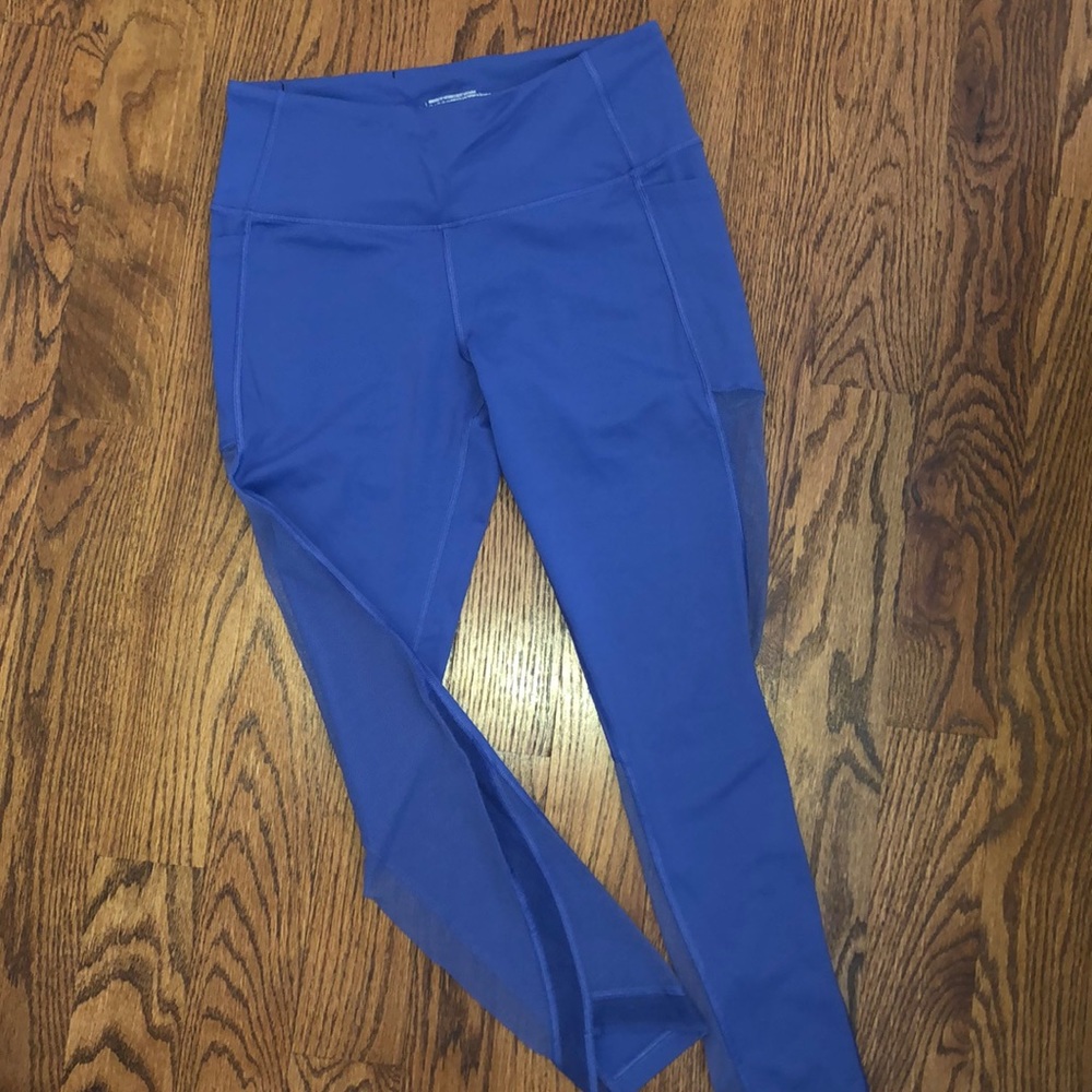 Victoria’s Secret size m knockout leggings